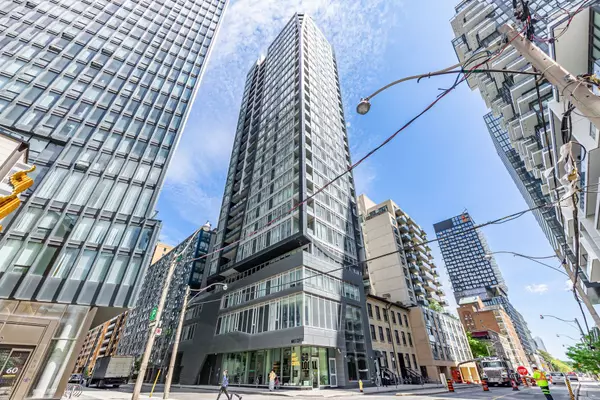 68 Shuter ST #701, Toronto C08, ON M5B 1B4