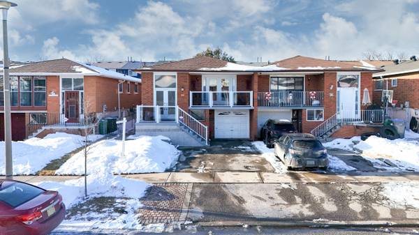 Brampton, ON L6V 3K2,34 Major Oaks DR