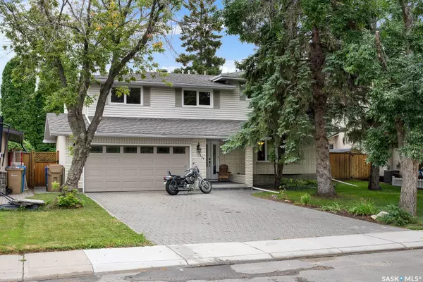 236 Lockwood ROAD, Regina, SK S4S 6E2