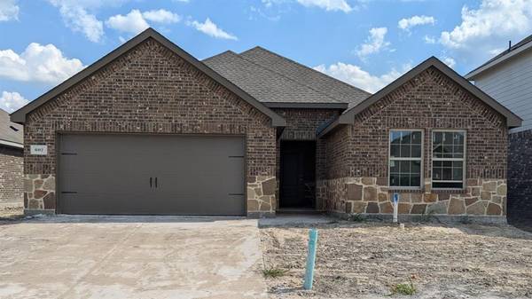 Fate, TX 75189,607 Carters Grove Drive