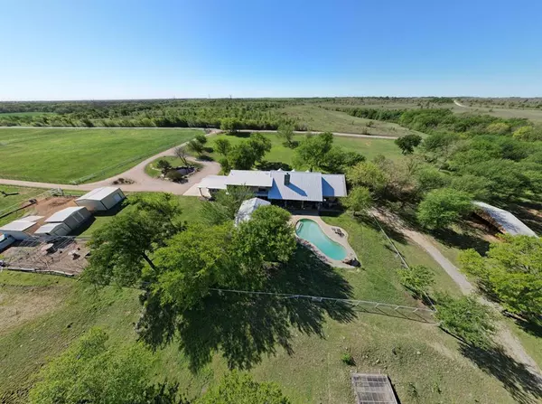 9494 Waide Road, Sanger, TX 76266