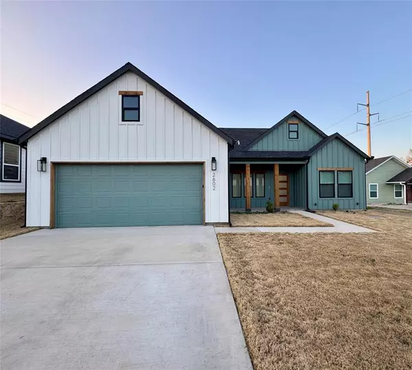 2602 San Gabriel Drive, Granbury, TX 76048