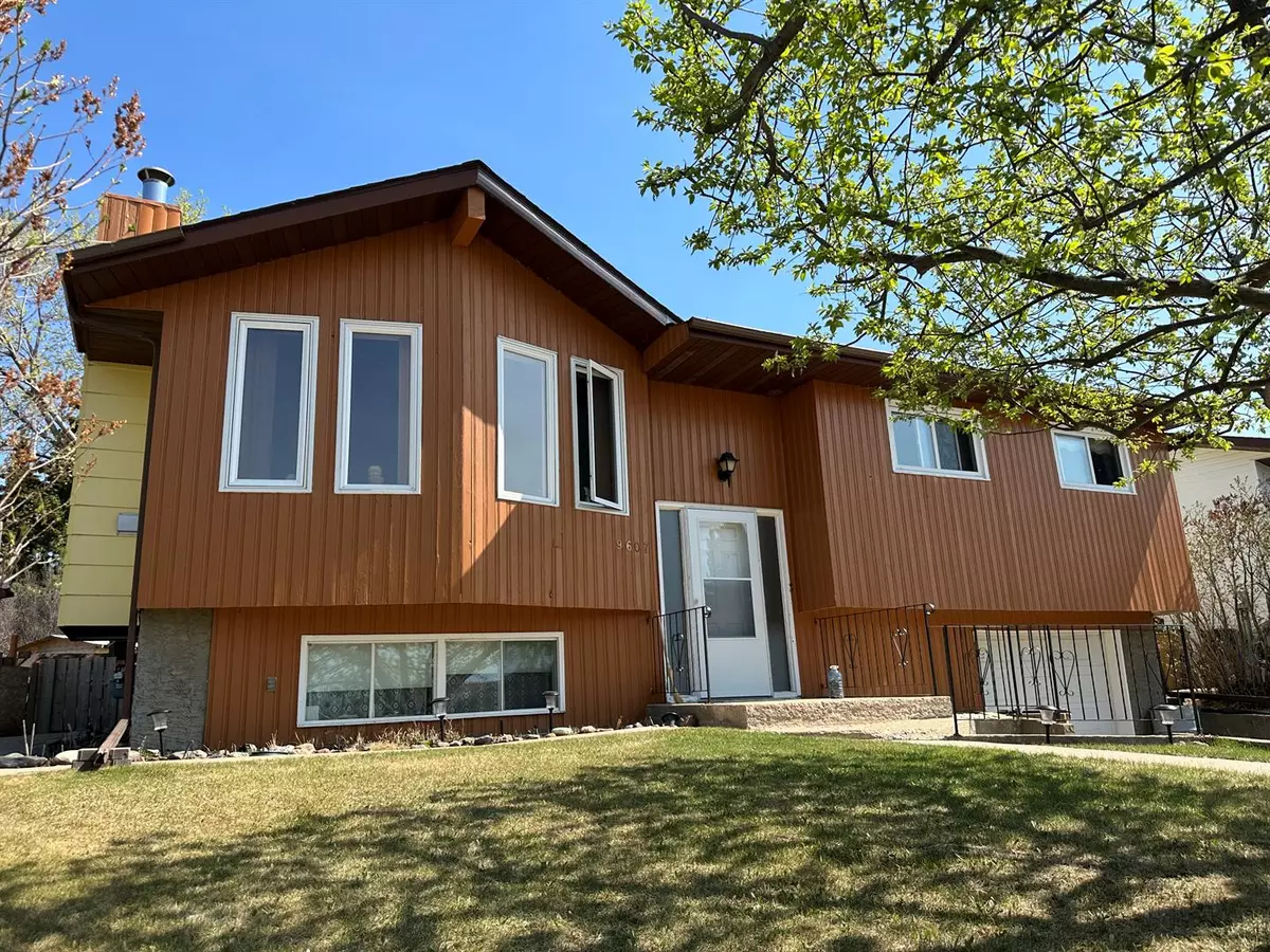 Lac La Biche, AB T0A 2C0,9607 94 ST