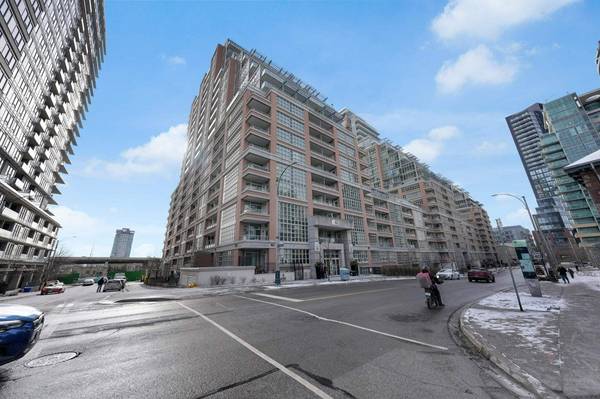 65 E Liberty ST #818, Toronto C01, ON M6K 0B1