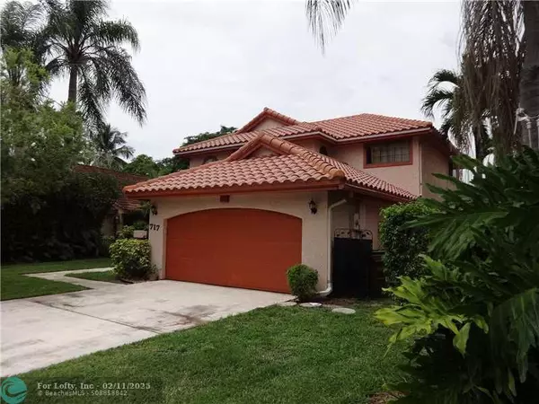 717 NW 40 TER, Deerfield Beach, FL 33442