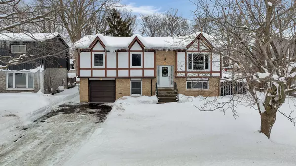 54 Lankin BLVD, Orillia, ON L3V 6T3