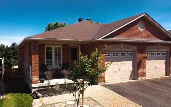 12 Trask DR, Barrie, ON L4N 5R4