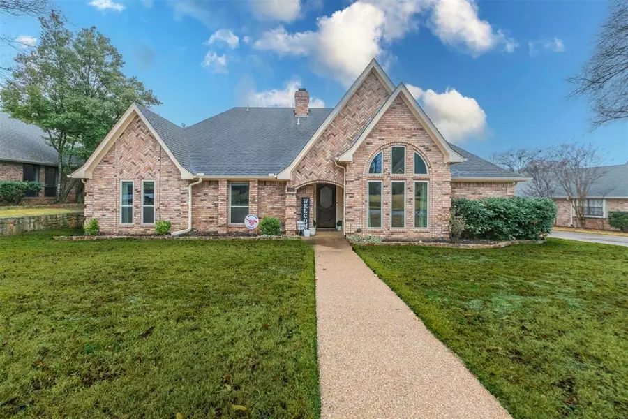 3055 Ridgeview Drive, Grapevine, TX 76051