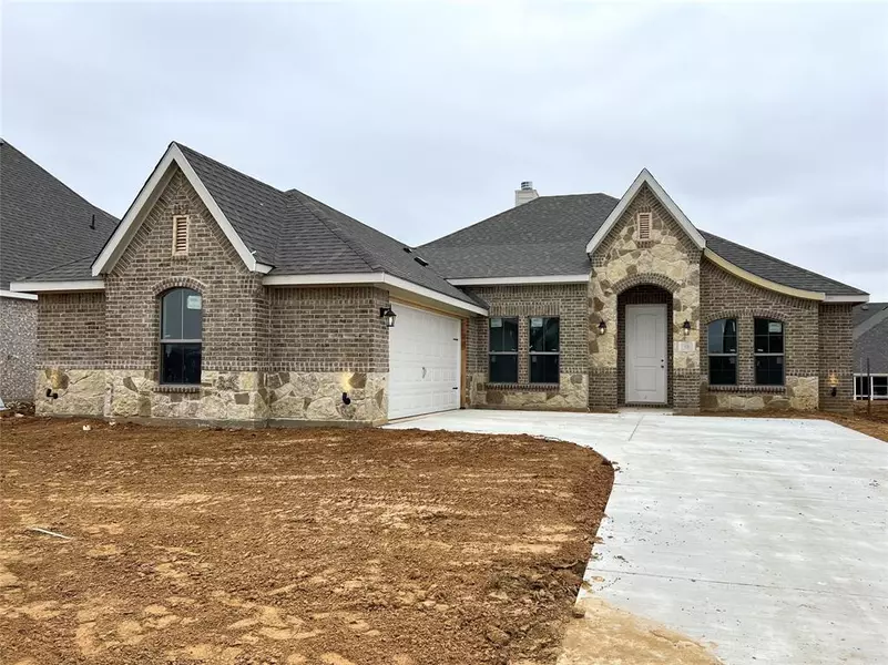 38 Harrier Street, Joshua, TX 76058