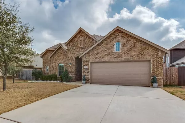 3014 Glenview Drive, Midlothian, TX 76065