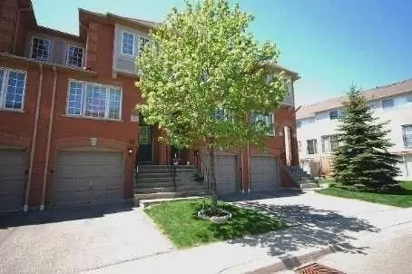 Mississauga, ON L5V 2G7,5030 Heatherleigh AVE #83