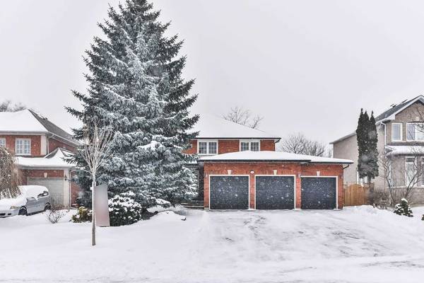 16 Schooner CT, Markham, ON L6C 1R2