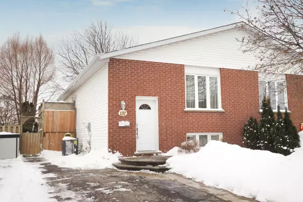 Cambridge, ON N3C 4B9,137 Dyer CT