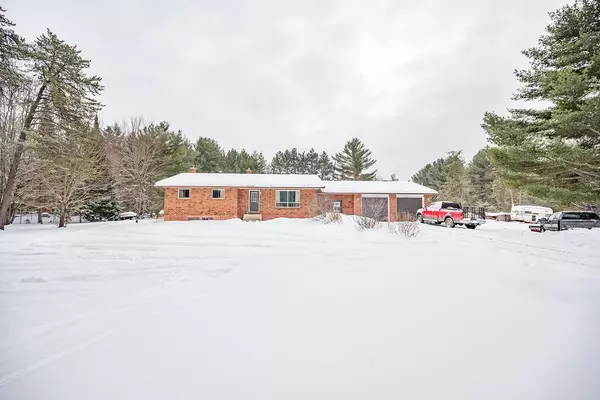 593 AIRPORT RD, Petawawa, ON K8A 6W7