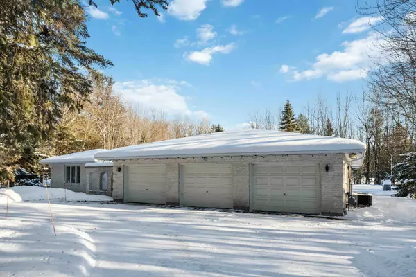 Greely - Metcalfe - Osgoode - Vernon And Area, ON K4P 1M4,1082 Rick Hansen CRES