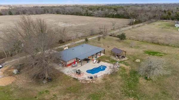 2632 W County Road 3306, Greenville, TX 75402