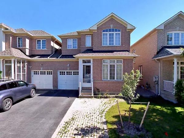 5 Markshire RD, Markham, ON L6C 2Z6