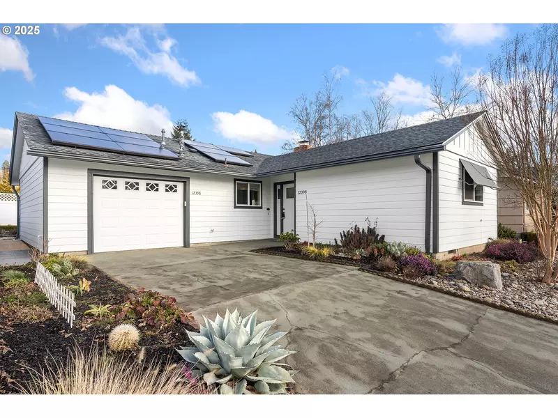 12398 SW KING GEORGE DR, King City, OR 97224