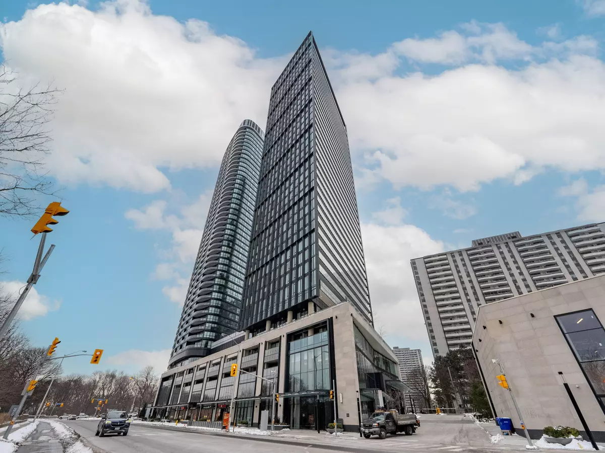 Toronto C08, ON M4W 0B2,575 Bloor ST E #2703