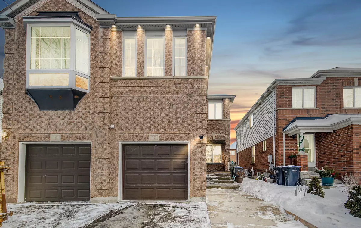 Brampton, ON L6R 1Y4,10 Cordgrass CRES