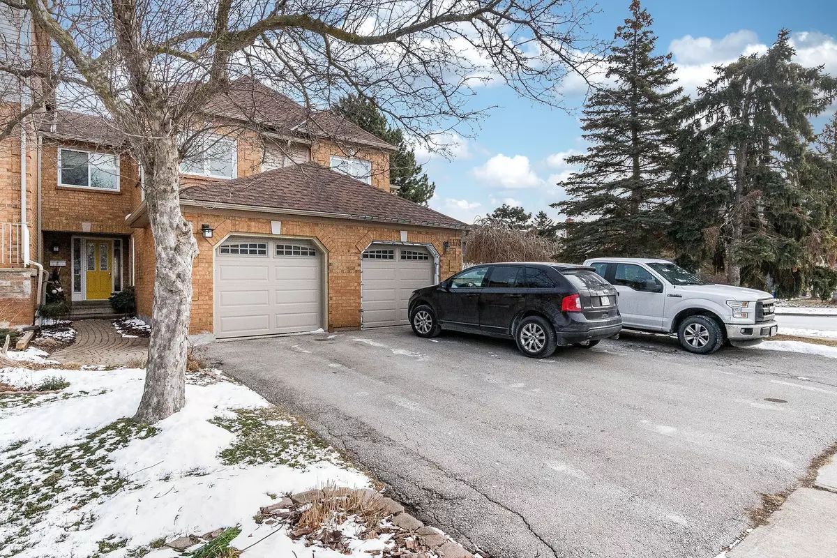 Oakville, ON L6M 3B9,1177 Leewood DR