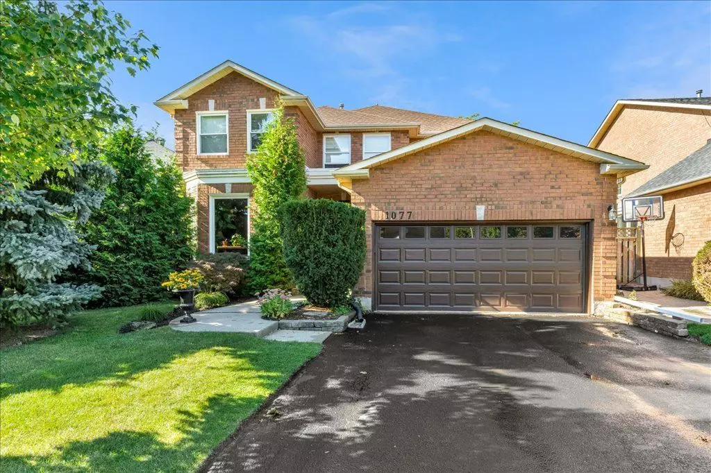 Oakville, ON L6H 4B6,1077 Grandeur CRES