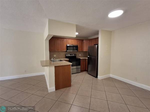 Coral Springs, FL 33065,10922 Royal Palm Blvd  #10922