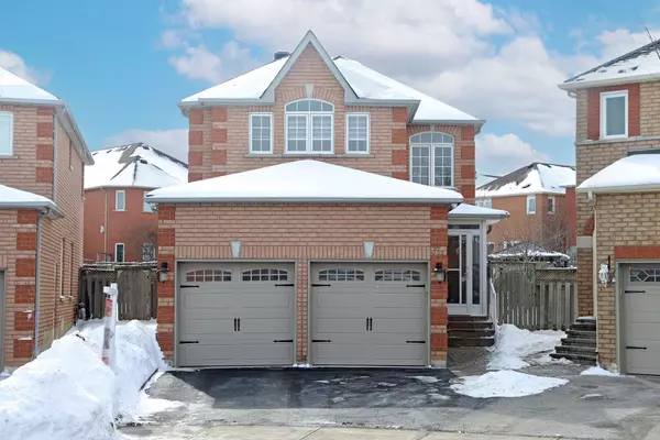 37 Stella DR, Markham, ON L3G 4G9