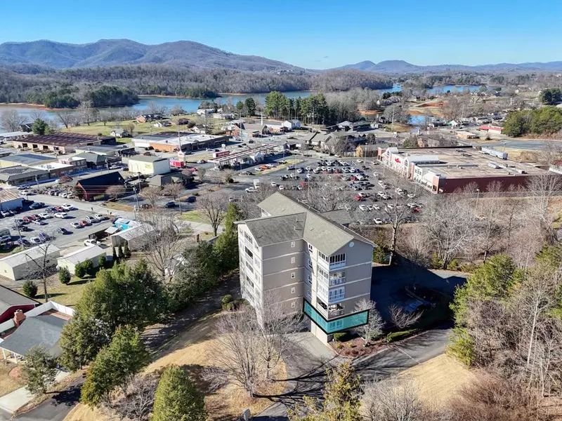 121 River Street Unit 1A, Hiawassee, GA 30546