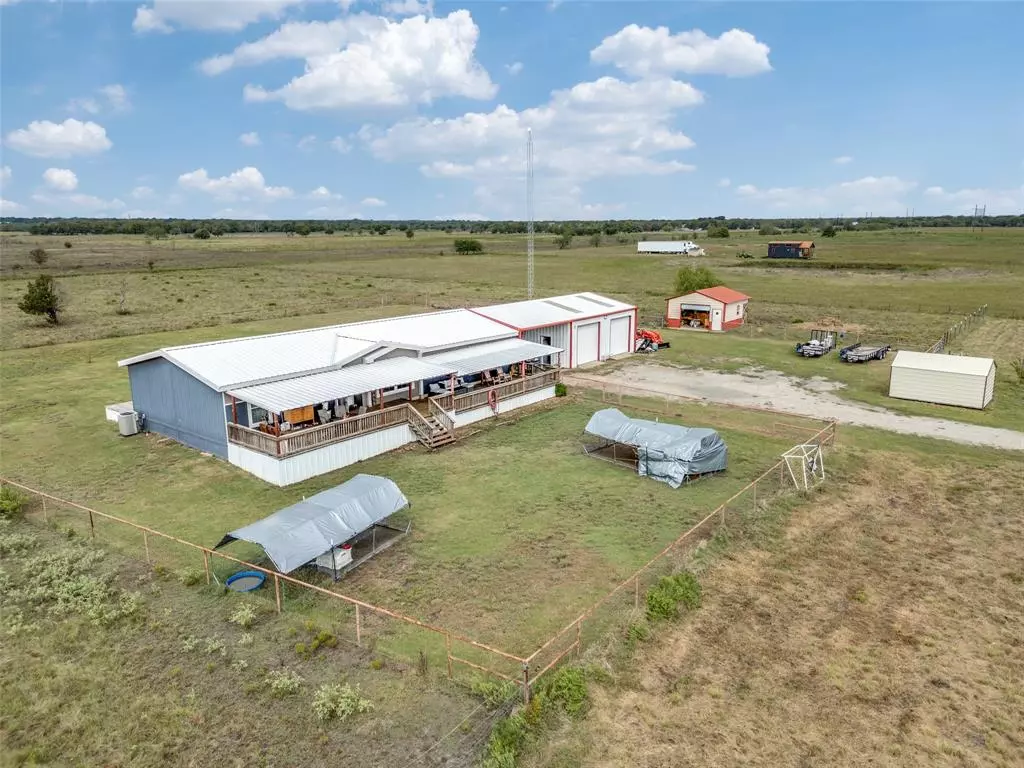 Kemp, TX 75143,19776 County Road 4043