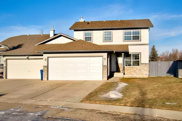 56 Canoe SQ SW, Airdrie, AB T4B 2N5