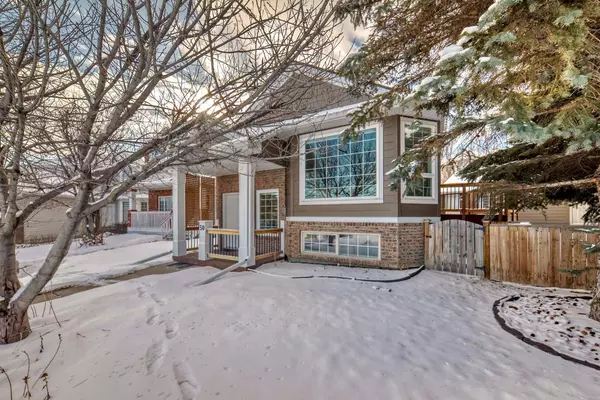 Calgary, AB T2Y 3H2,50 Somercrest CIR SW