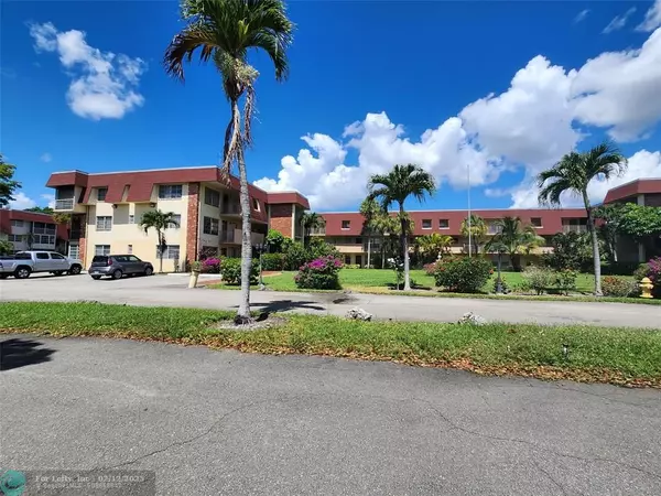 3061 NW 47th Ter  #330A, Lauderdale Lakes, FL 33313