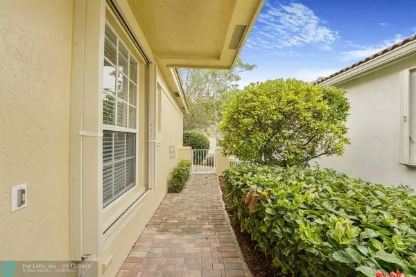 Delray Beach, FL 33446,7297 Cataluna Cir