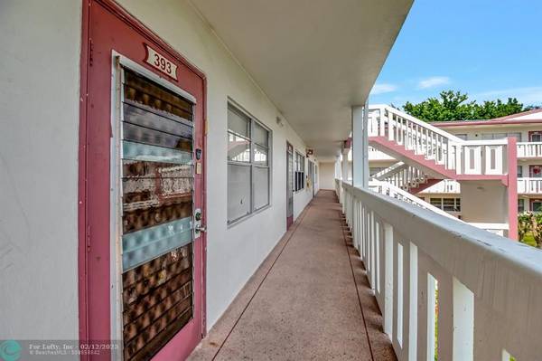 Boca Raton, FL 33434,393 Fanshaw J  #393