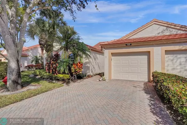 Delray Beach, FL 33446,7889 Lake Sands Dr