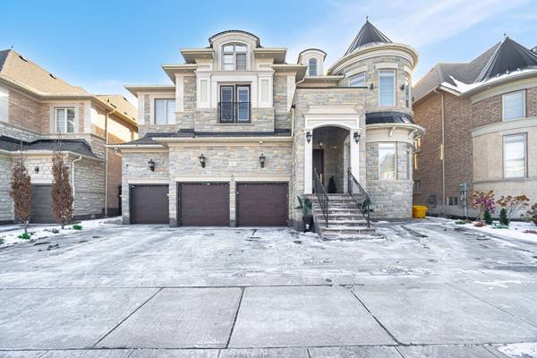 11 Glen Abbey TRL, Vaughan, ON L4H 4K4