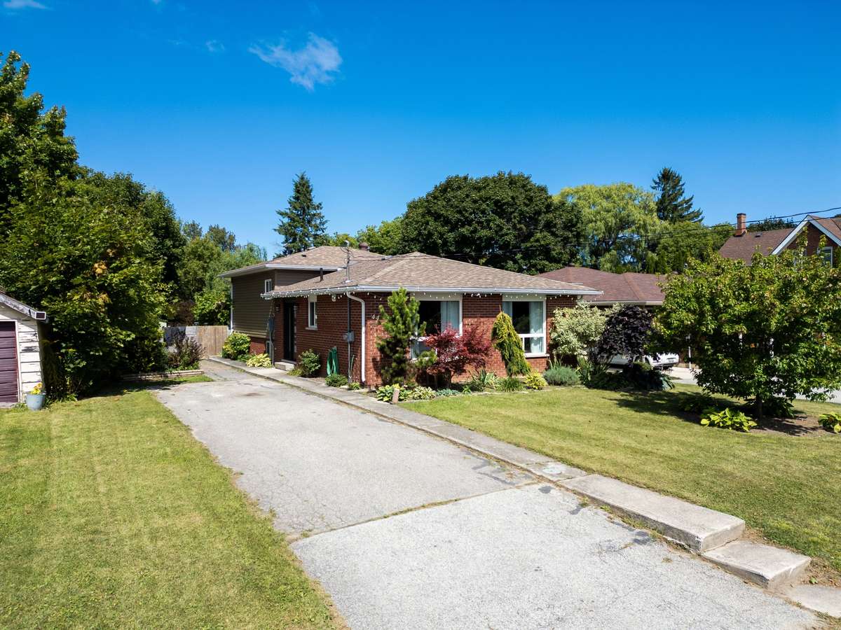 Meaford, ON N4L 1P2,44 PARKER ST W