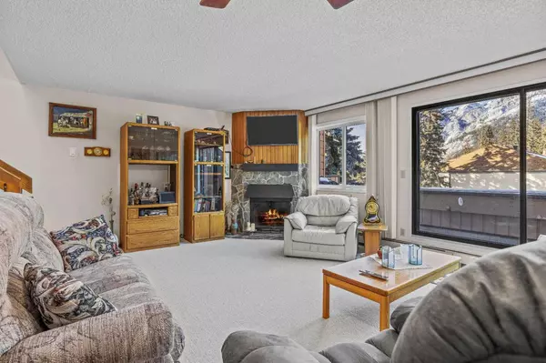 404 Squirrel ST #14, Banff, AB T1L1E3