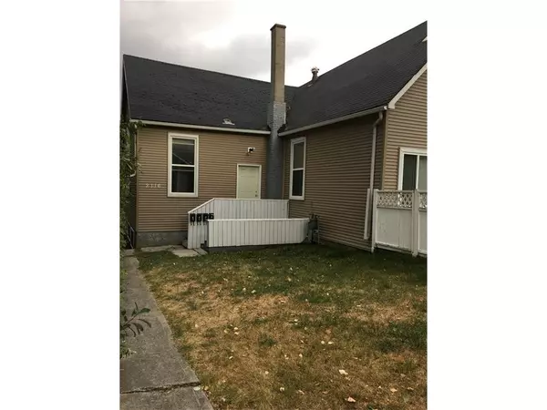 2116 16A ST SW, Calgary, AB T2T 4J9