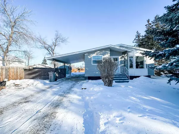 4321 54 ST, Stettler, AB T4K 1J4