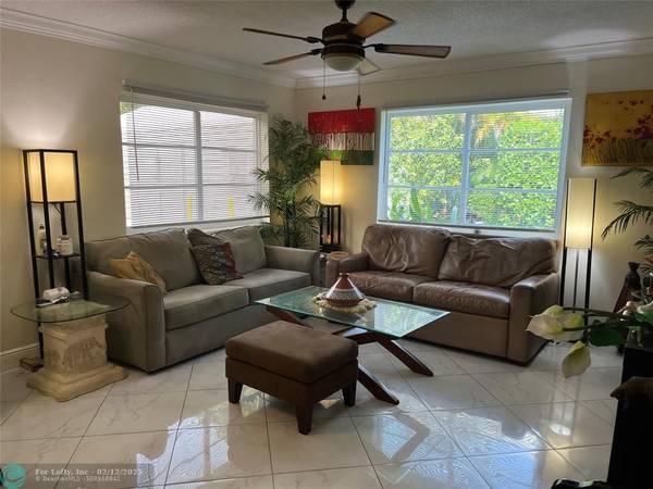 639 W Oakland Park Blvd  #104-D, Wilton Manors, FL 33311