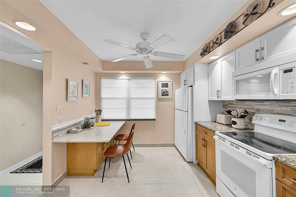 Coconut Creek, FL 33066,3303 Aruba Way  #M1