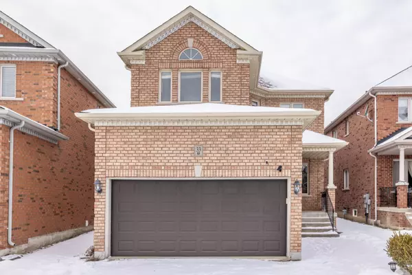 33 Eagle Peak DR, Richmond Hill, ON L4S 2W3