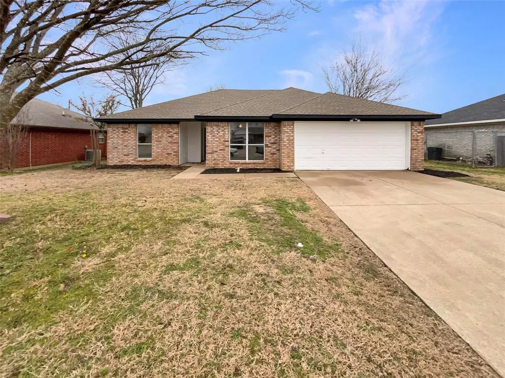 Alvarado, TX 76009,106 Janis Street