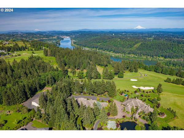 27050 SW Petes Mountain RD, West Linn, OR 97068