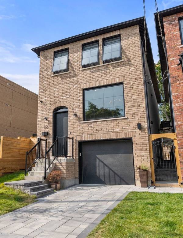 12 Glenside AVE, Toronto E01, ON M4L 2T5