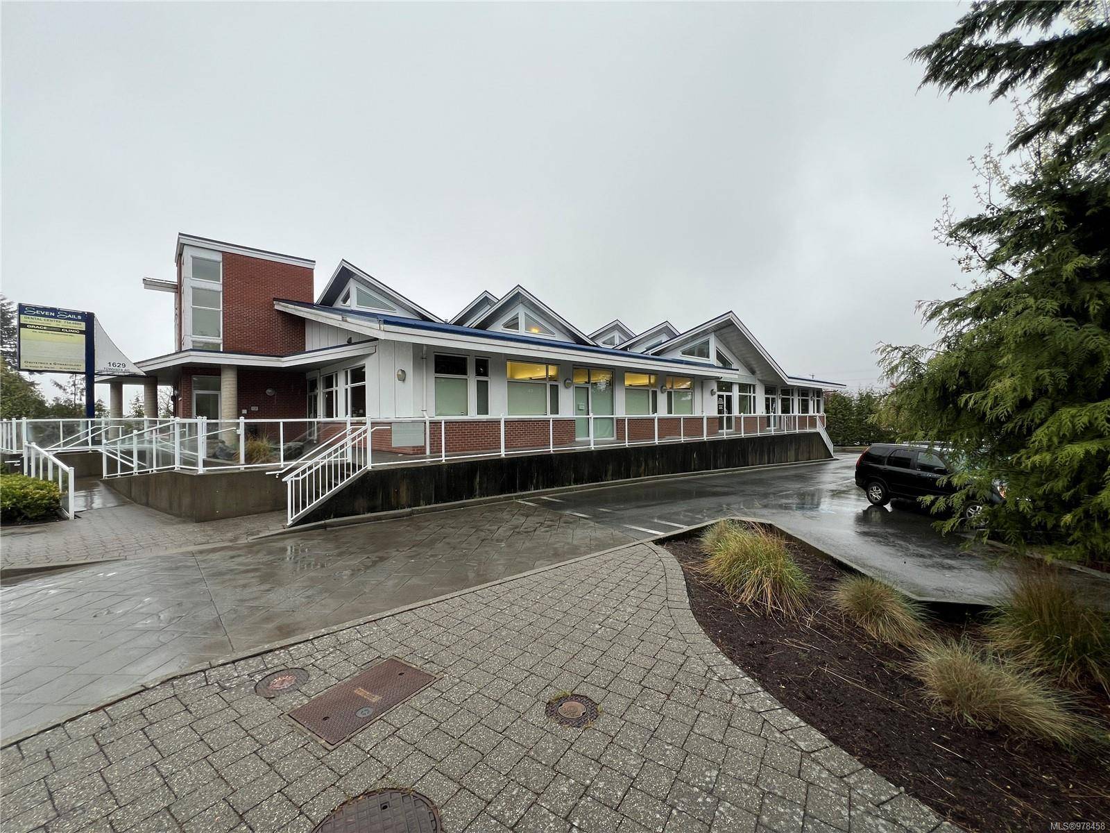 Nanaimo, BC V9S 1N3,1629 Townsite Rd #103