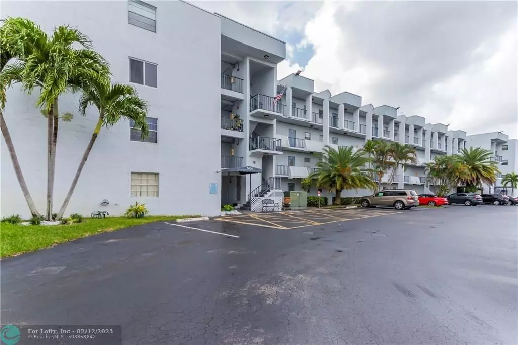 Fort Lauderdale, FL 33322,3000 E Sunrise Lks Dr  #301