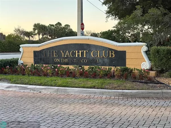 107 Yacht Club Way  #306, Hypoluxo, FL 33462